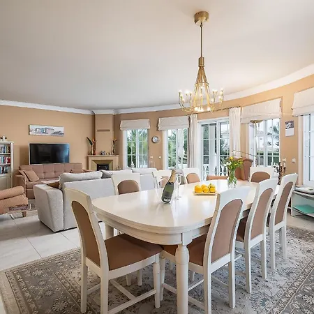 Casa Mandalin Vila *