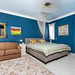 וילה Casa Mandalin *