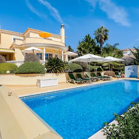 Casa Mandalin Villa *