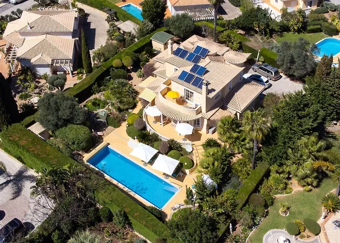 Casa Mandalin Villa *